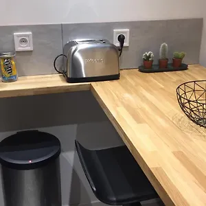 Apartment Chaleureux Au Coeur Du Panier, Marseille